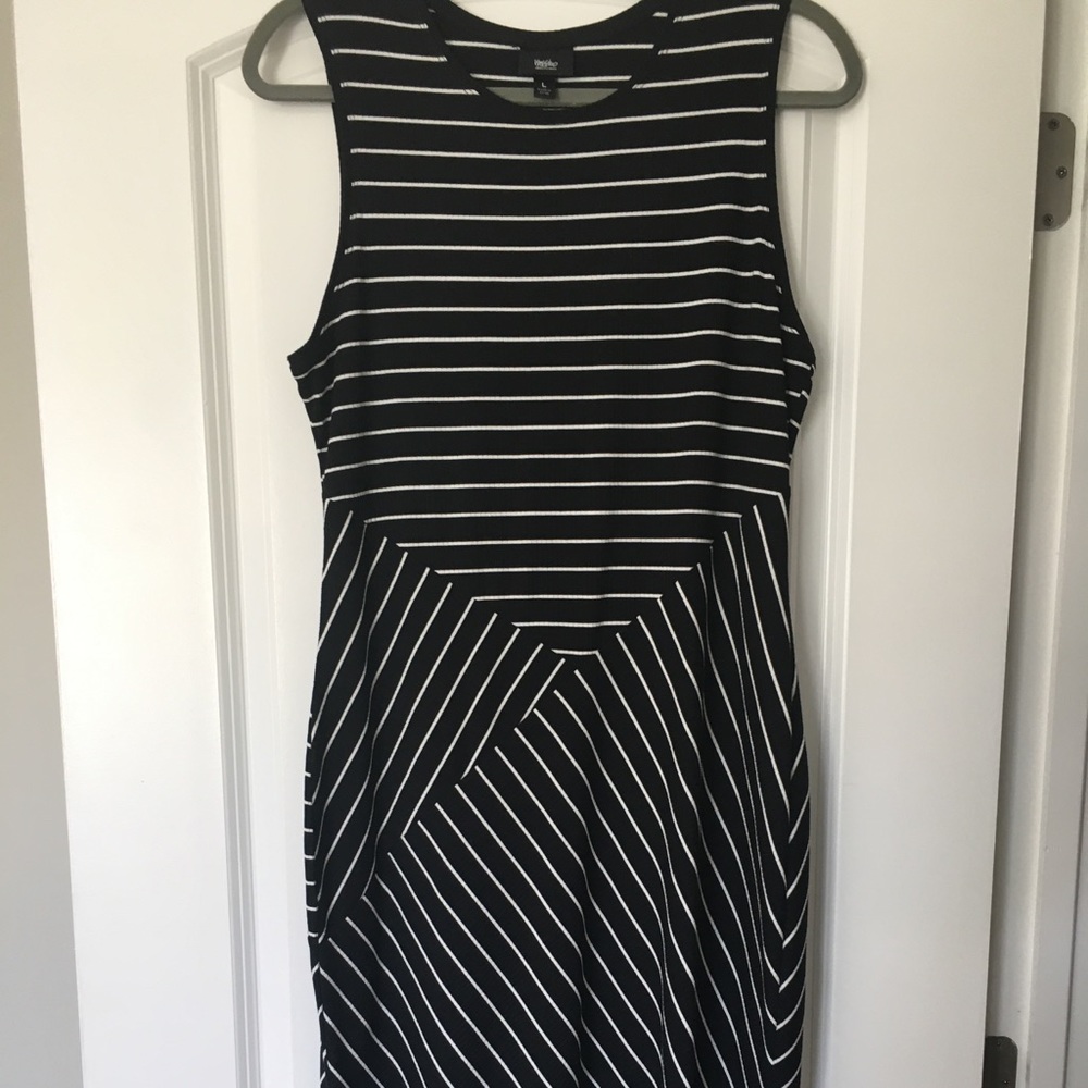 Mossimo black and white tank dress
